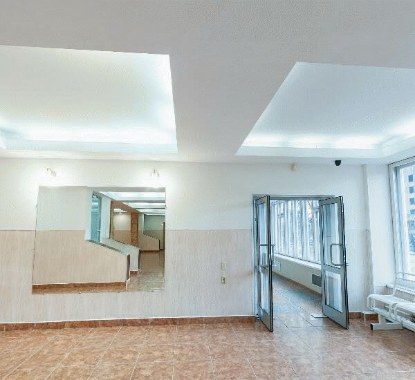 Банкомат Банка «ФК Открытие» по адресу бул. Строителей,  д. 47