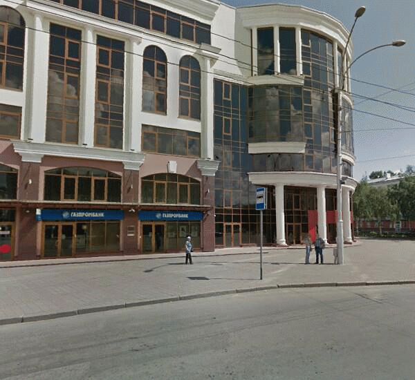 Банкомат Газпромбанка по адресу просп. Советский,  д. 32