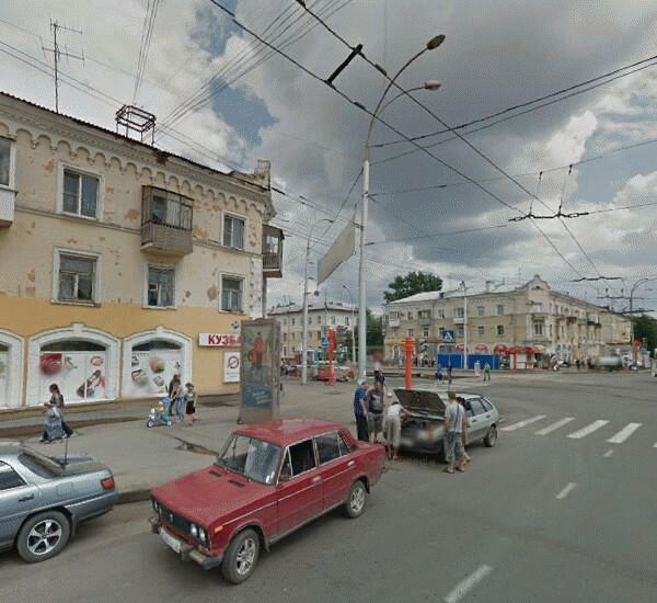 Банкомат Восточного Экспресс Банка по адресу просп. Ленина,  д. 24